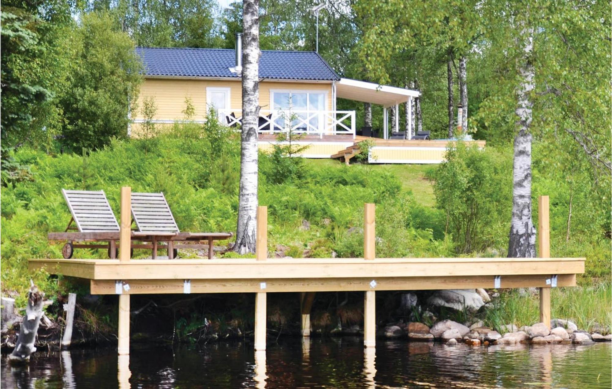Nice Home In Sunne With Jacuzzi Alvsatern Екстериор снимка