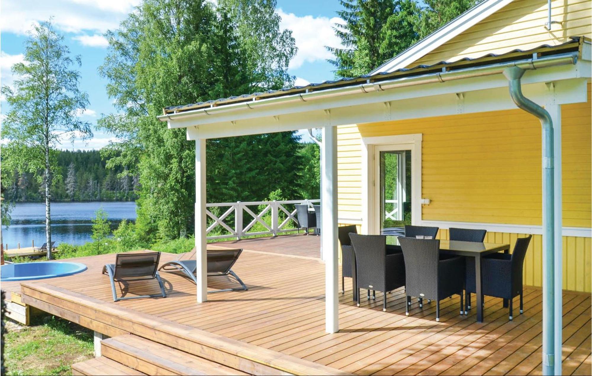 Nice Home In Sunne With Jacuzzi Alvsatern Екстериор снимка