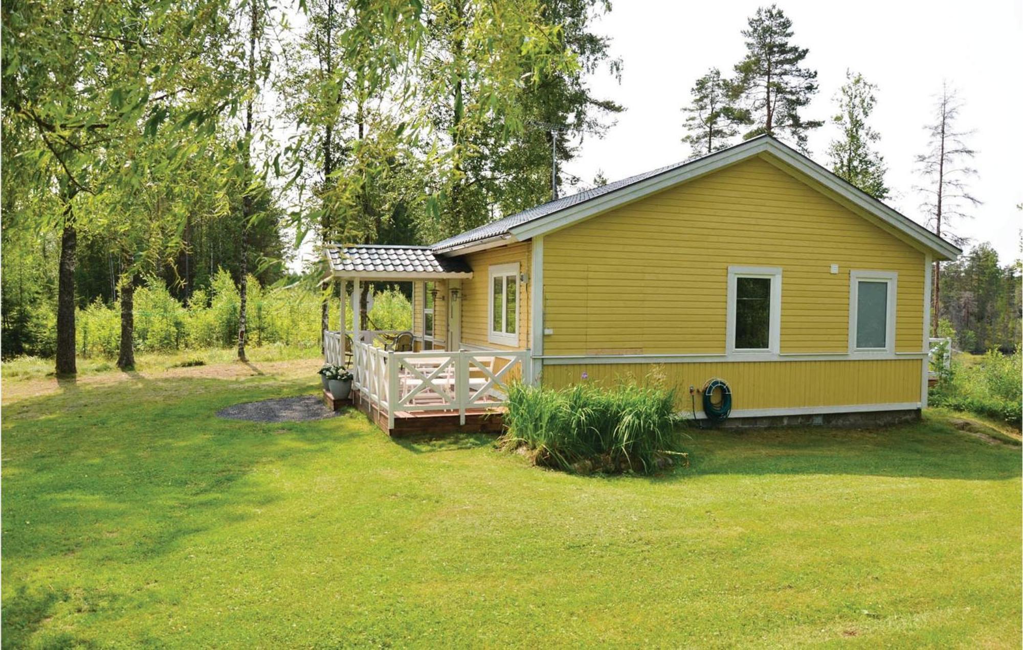 Nice Home In Sunne With Jacuzzi Alvsatern Екстериор снимка
